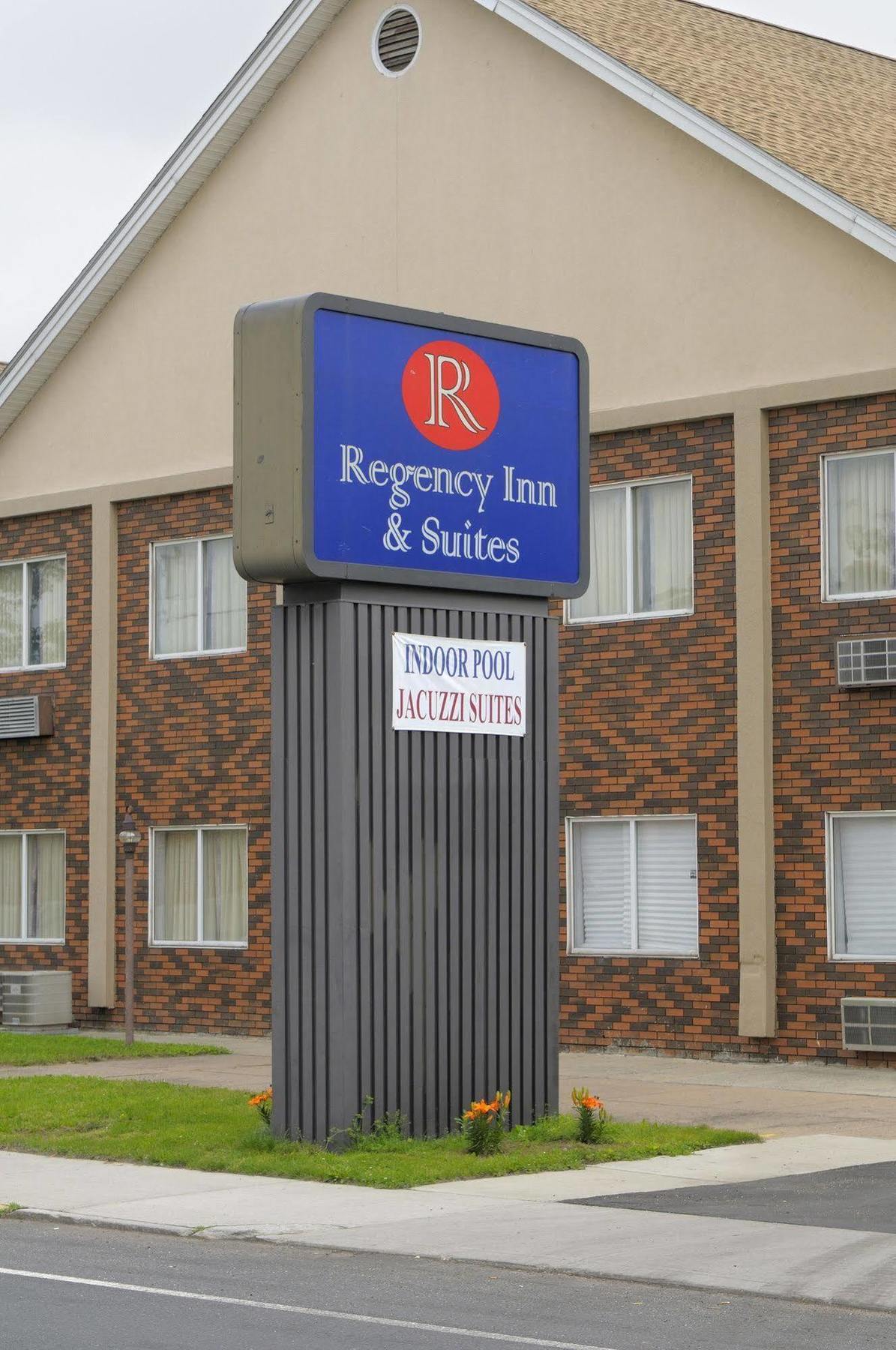 Regency Inn & Suites West Springfield Exterior foto